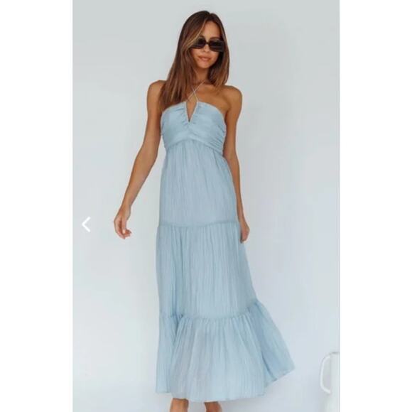 Selfie Leslie Maxi Dress Women’s M Ice Blue Crinkle Halter Boho Resort Beach - Picture 1 of 15